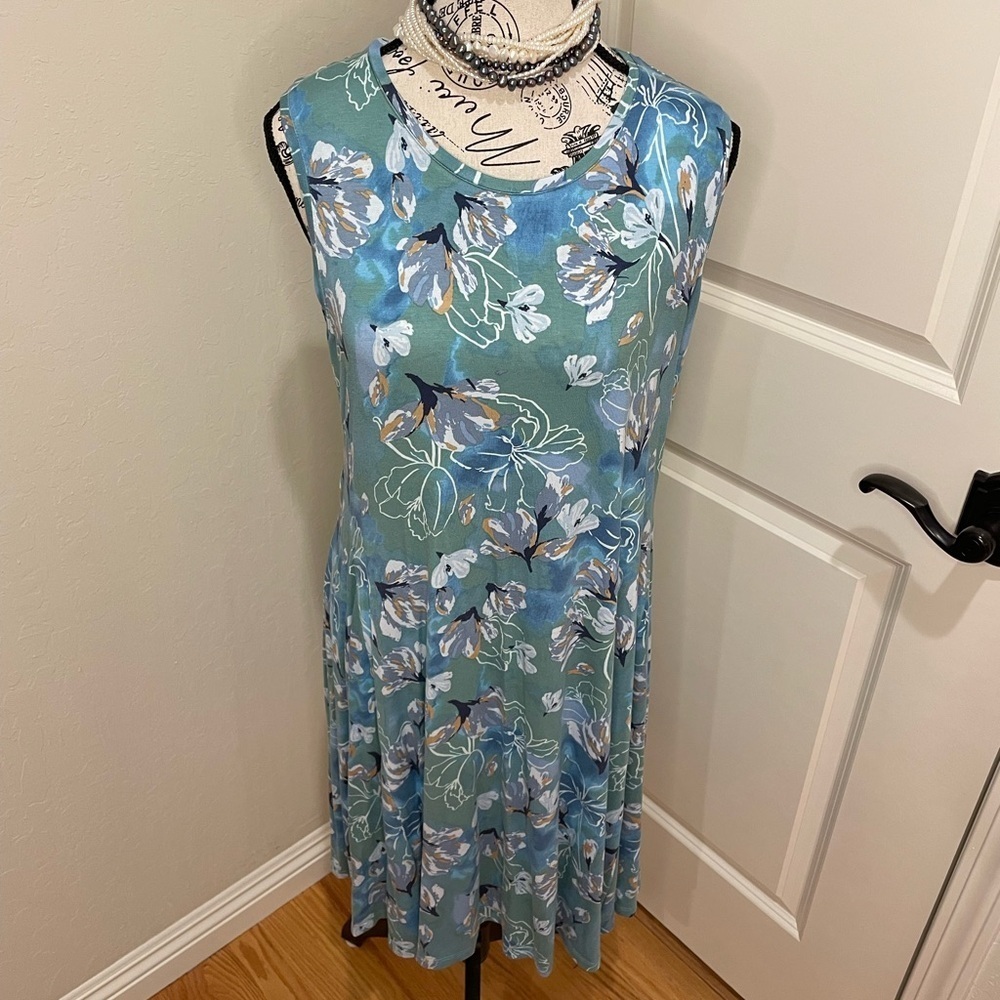 Floral Blue Sleeveless Hawaiian Themed Dress Casual Cool